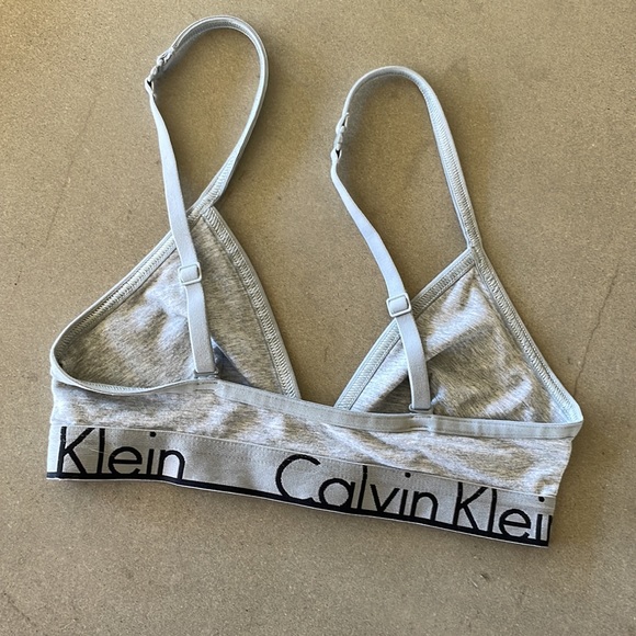 Calvin Klein bra - Picture 2 of 4